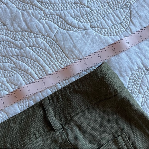 Veronica Beard - Caladium Cropped Zip-Trim Cargo Pants - Army Green - Picture 11 of 14